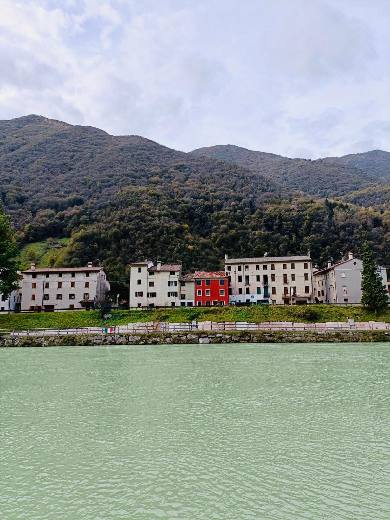 Borgo Lungofiume B&B Valbrenta Buitenkant foto