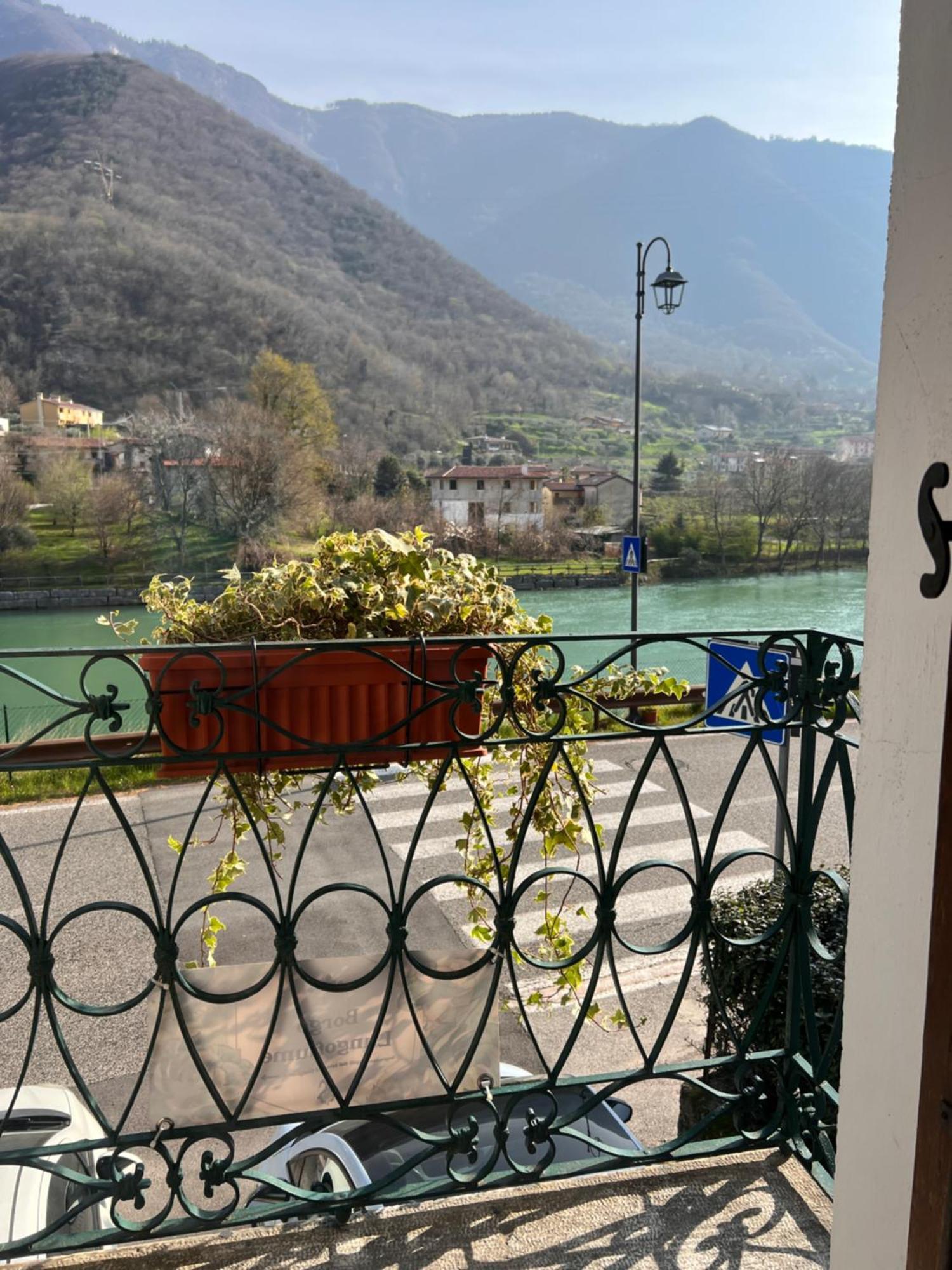 Borgo Lungofiume B&B Valbrenta Buitenkant foto